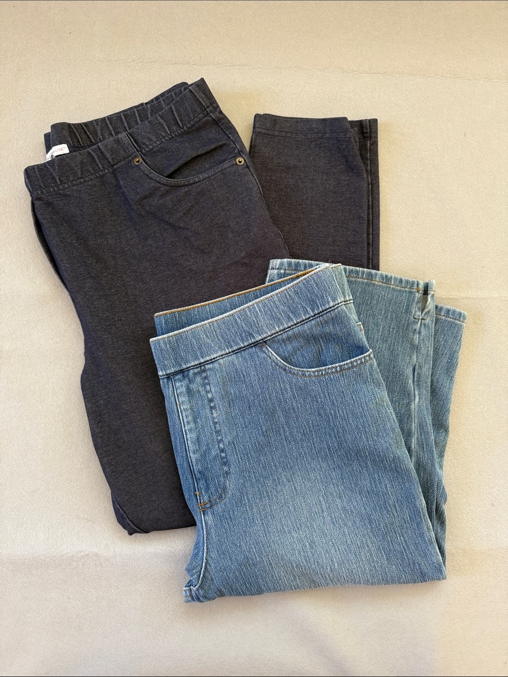 Isaac Mizrahi LIVE! Jegging Set: Dk Wash Full Length (XL) & Light Wash Capri 16)
